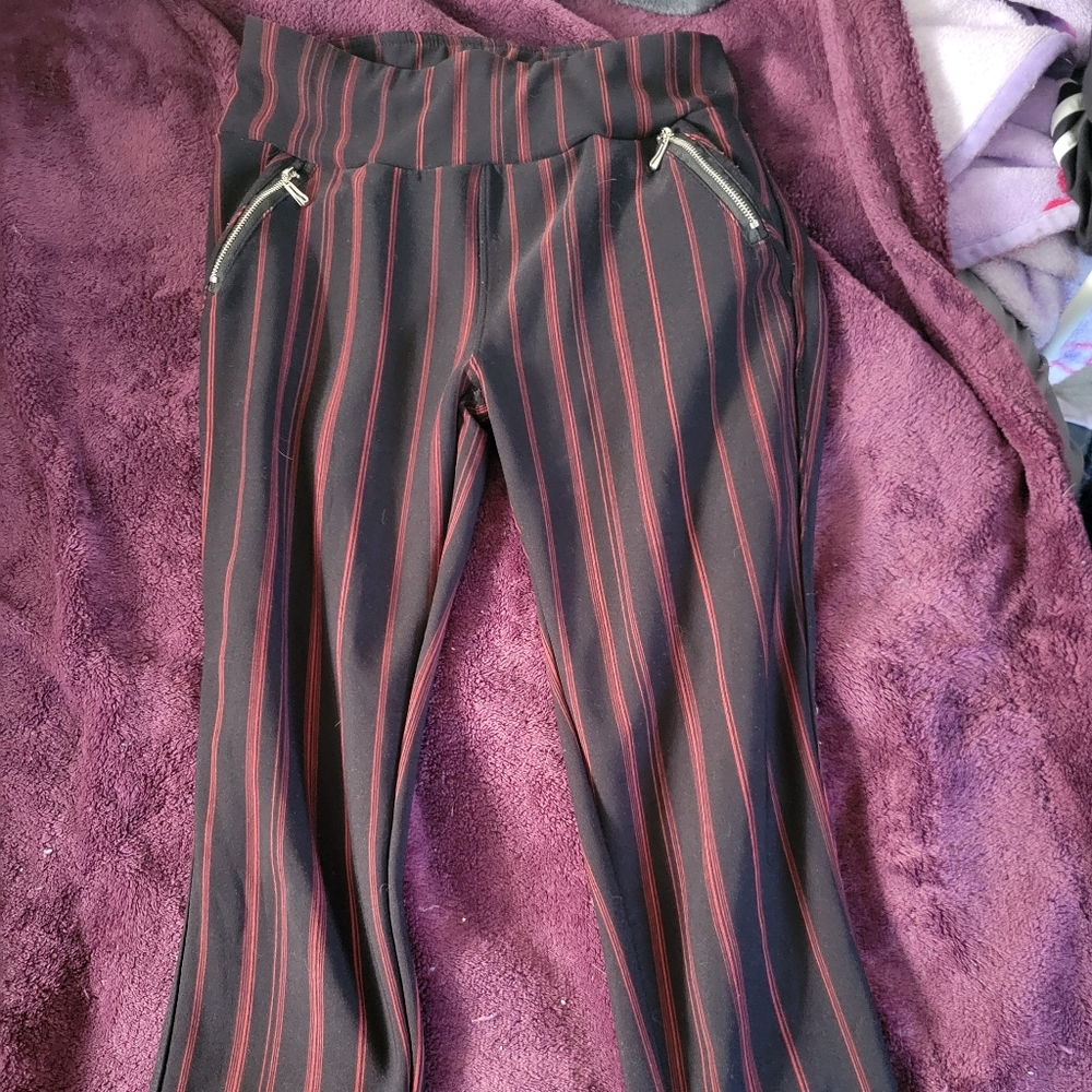 Shosho Black and Red pants